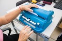 São Vicente adquire equipamentos em Braille para alunos com deficiência visual