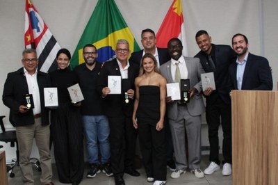 São Vicente homenageia profissionais de Educação Física em solenidade especial