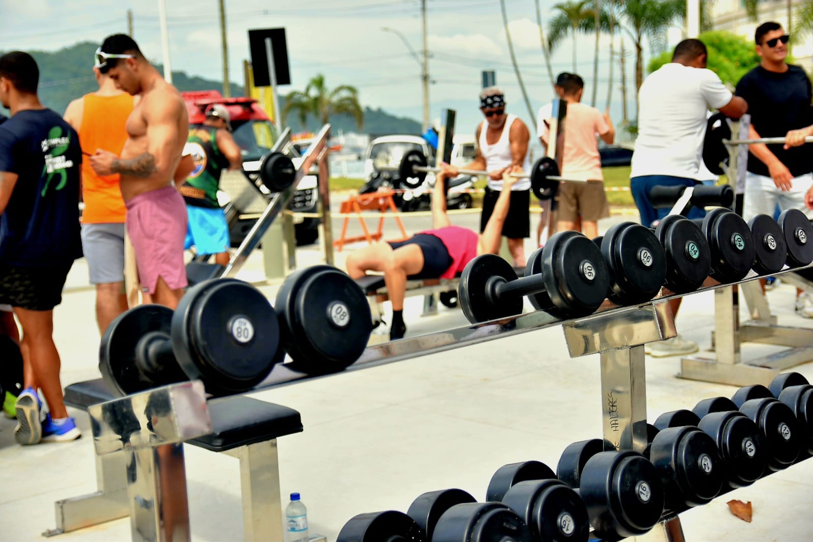 São Vicente inaugura nova academia de musculação na Praia do Itararé