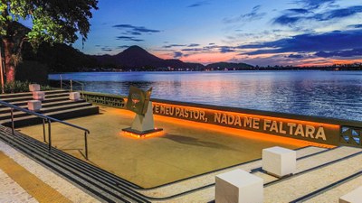 São Vicente inaugura primeira Praça da Bíblia à beira-mar do Brasil