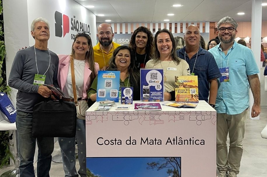 São Vicente integra estande estadual no Salão do Turismo 2025