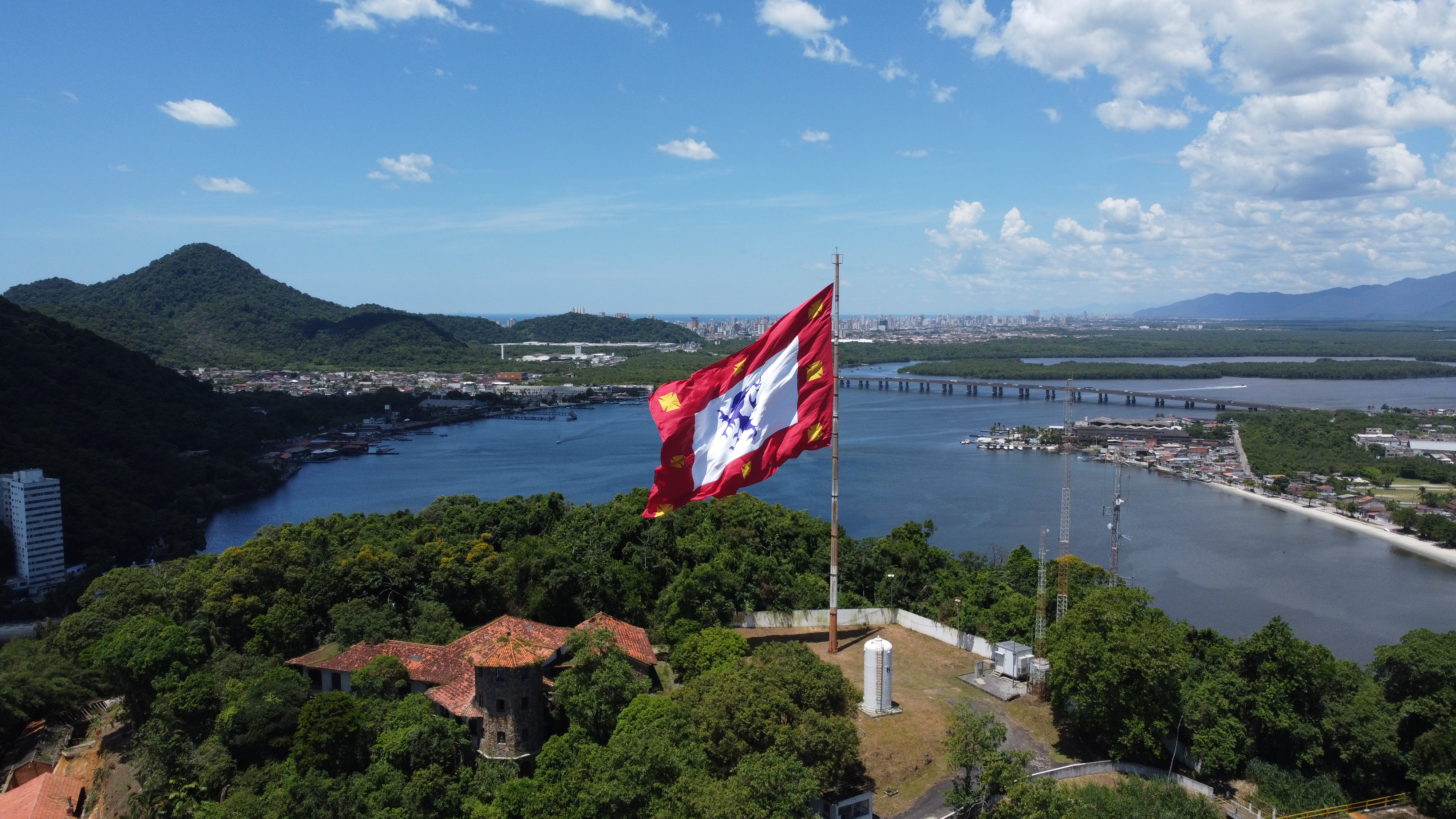 São Vicente, onde o Brasil nasceu para o futuro
