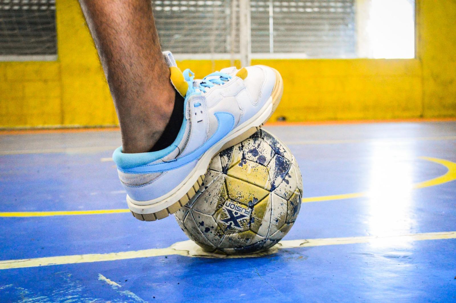 São Vicente realiza seletivas de futsal e voleibol masculinos no Ginásio Dondinho