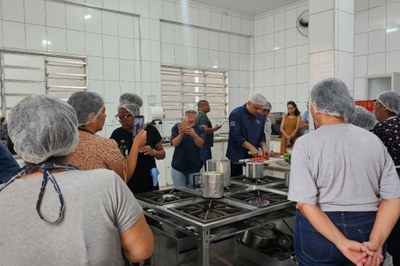 Secretaria de Emprego forma nova turma de Ajudante de Cozinha