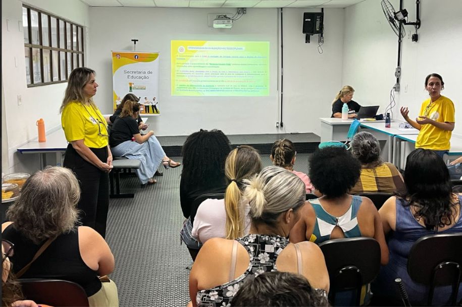 Seduc realiza formação para os estagiários  da rede municipal
