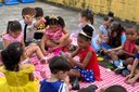 Semana do Brincar envolve estudantes com oficinas e resgate de brincadeiras em escola da Náutica 3