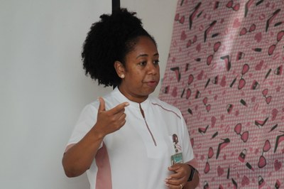 UBS Catiapoã promove palestra e roda de conversa de cuidado à saúde da mulher