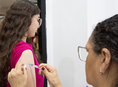 Vacina da dengue está disponível nas 26 unidades básicas de saúde de São Vicente