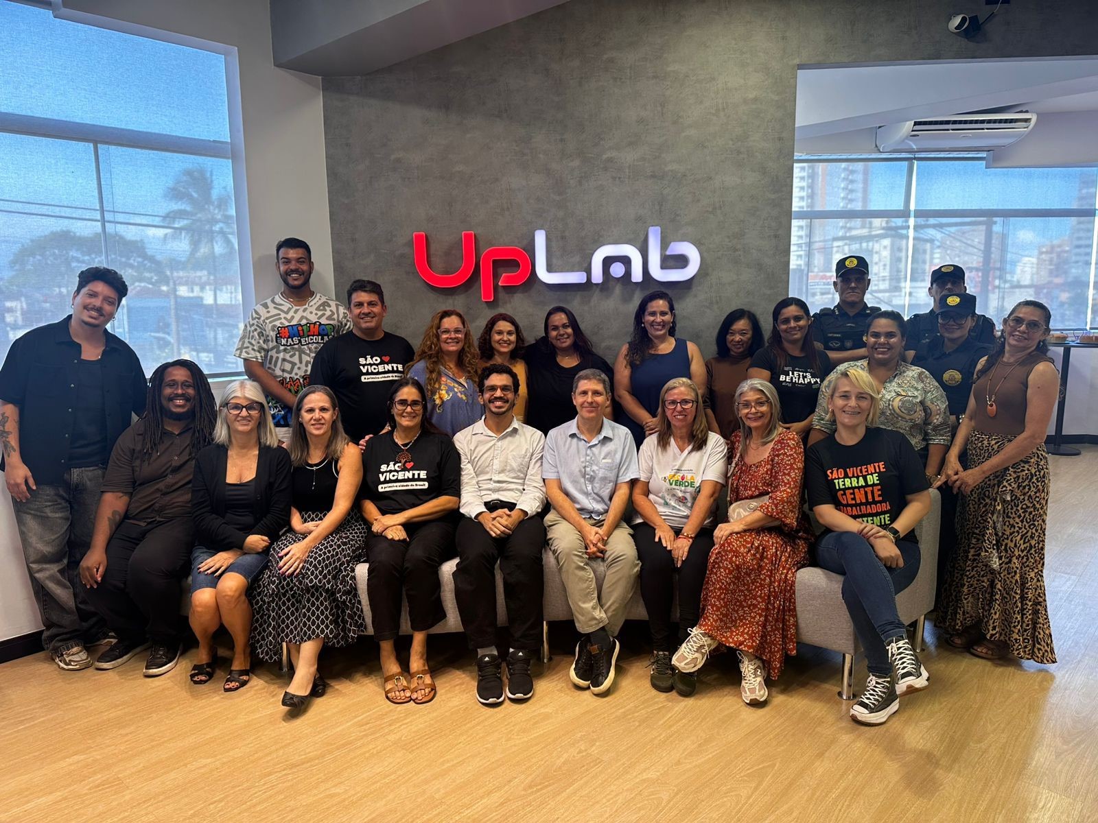 Vencedores do Inova São Vicente 2025 concluem capacitação promovida pelo SENAI