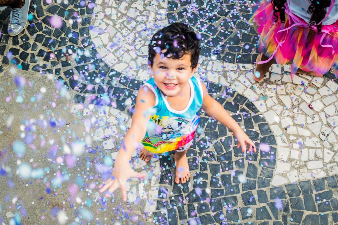 Acontece em São Vicente: Blocos de Carnaval, música ao vivo e Arena TH+ movimentam final de semana