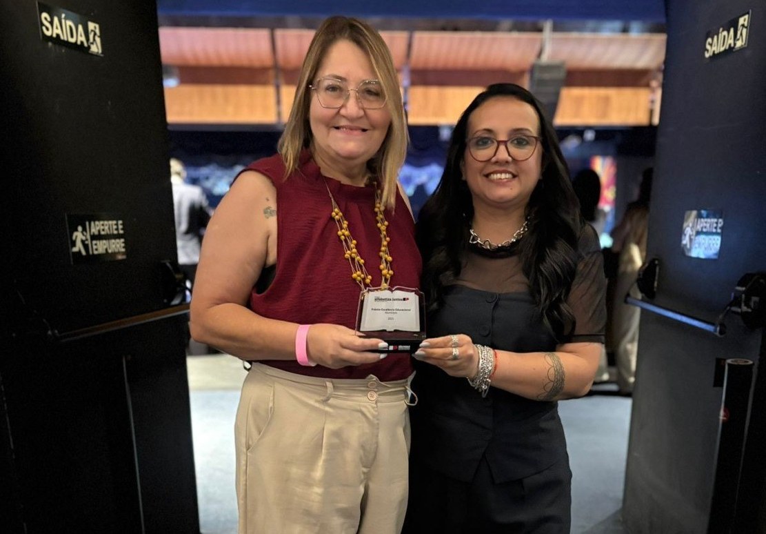 Escolas de São Vicente recebem prêmio estadual por políticas de excelência educacional