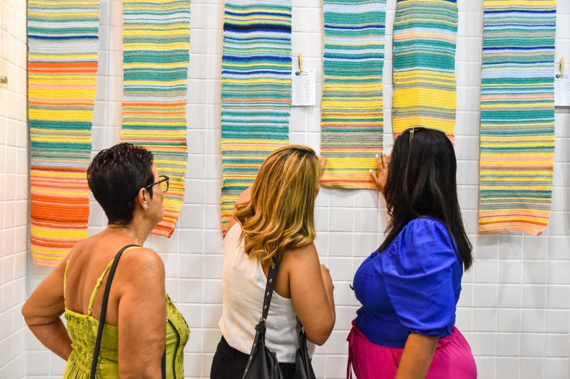 Exposição transforma 30 anos de dados ambientais em arte no Brisamar