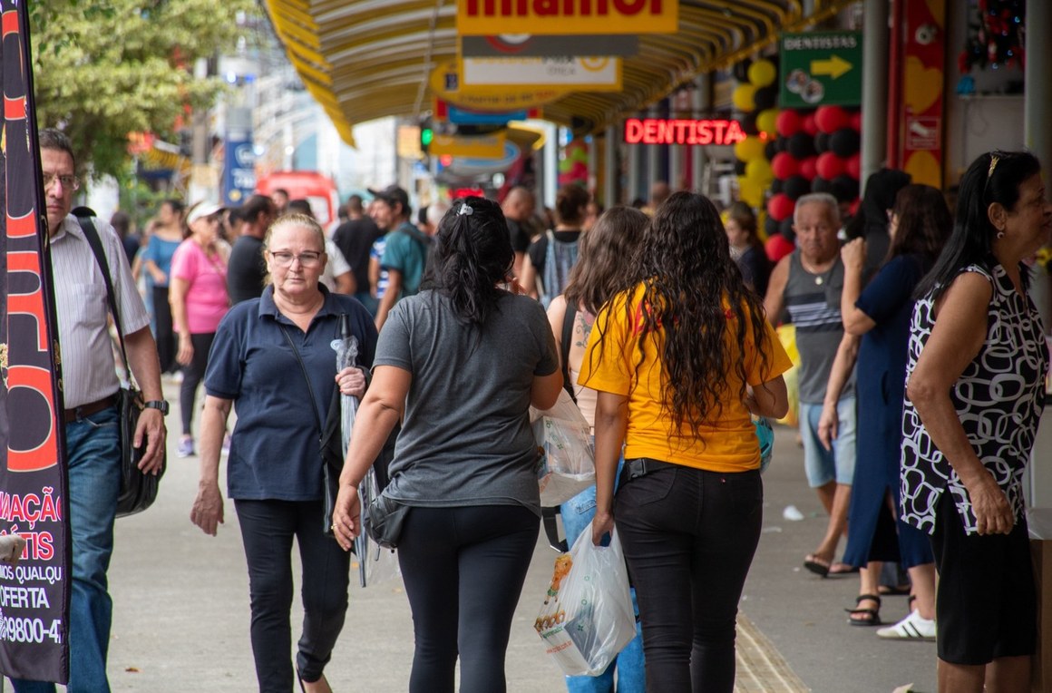 São Vicente está entre as 25 cidades do Estado com maior número de contratações no final do ano