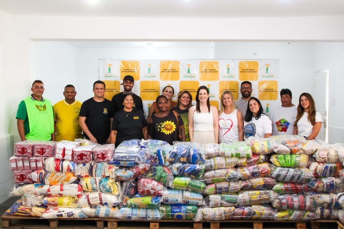 Fundo Social doa 8 toneladas de alimentos arrecadados na Encenação 2026