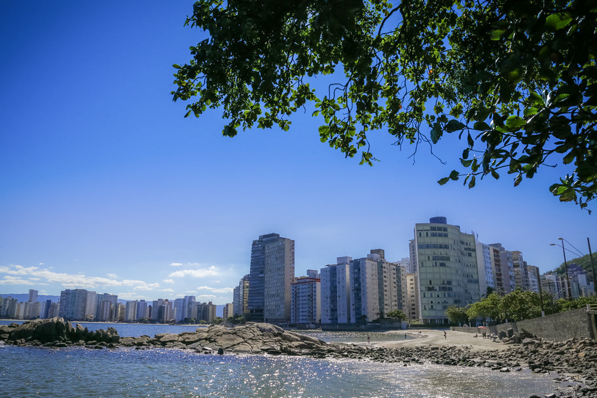 MILIONÁRIOS_Vista_PedrasPrédios2